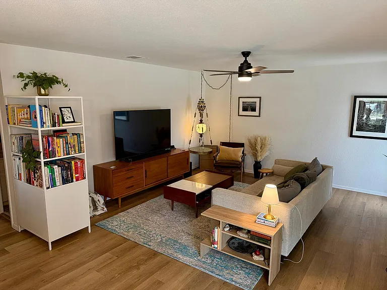 700 Nelray Blvd #1 — Photo 11