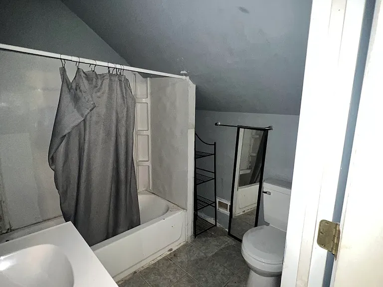 305 S Maffit St — Photo 17