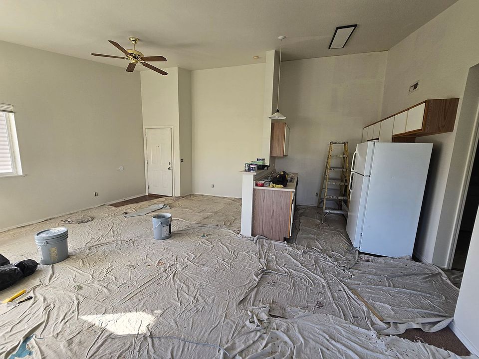 2nd image of 693 Paradise Pl APT 202