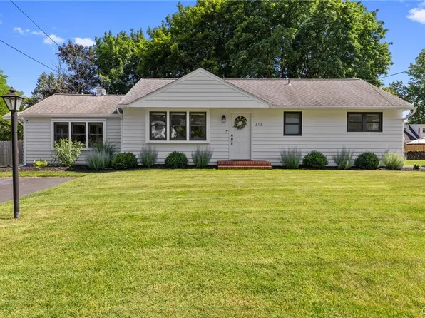 313 Forsythe St, Camillus, NY 13031