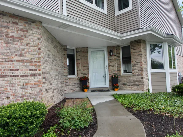 11433 Lakebrook Ct, Orland Park, IL 60467