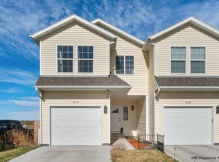 504 Queens Rd, Cheyenne, WY 82007