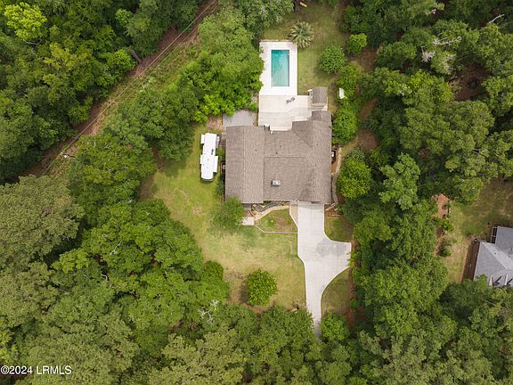2nd image of 114 Walling Grove Road