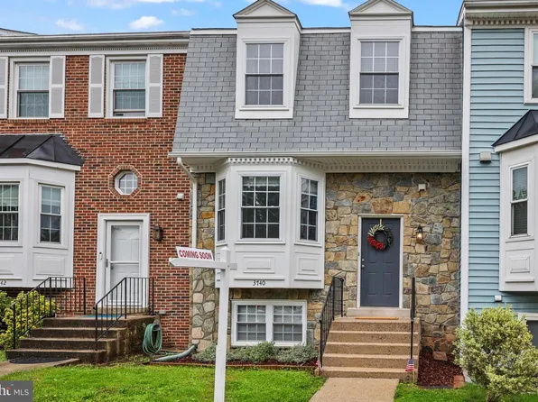 3740 Broomsedge Ct, Fairfax, VA 22033