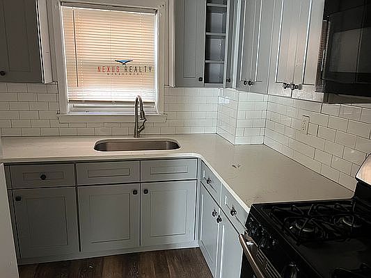 1st image of 75-03 Astoria Blvd N #1
