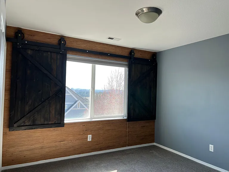 12538 SE Capella Ct — Photo 17