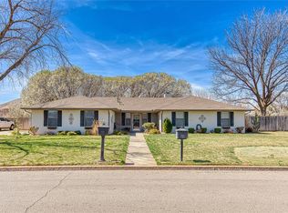 1203 N Lusk Ave, Elk City, OK 73644
