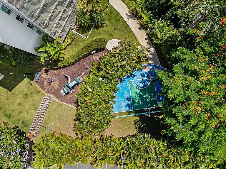 37 Cond Atrium Park Regina Marina #408C — Photo 22