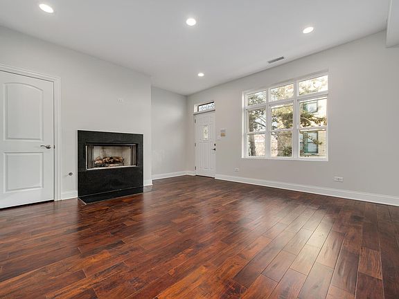 3rd image of 1919 N Drake Ave APT B