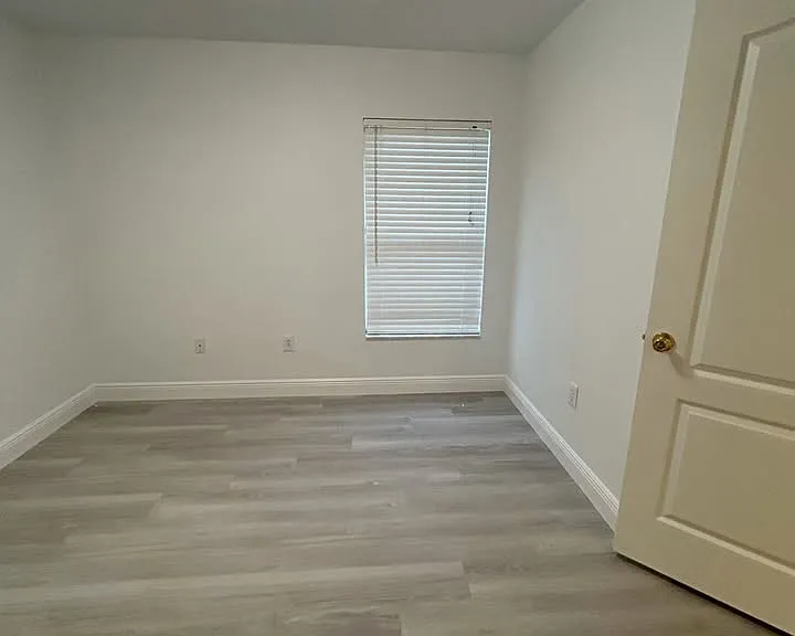 5023 Quadrangle Ct — Photo 24