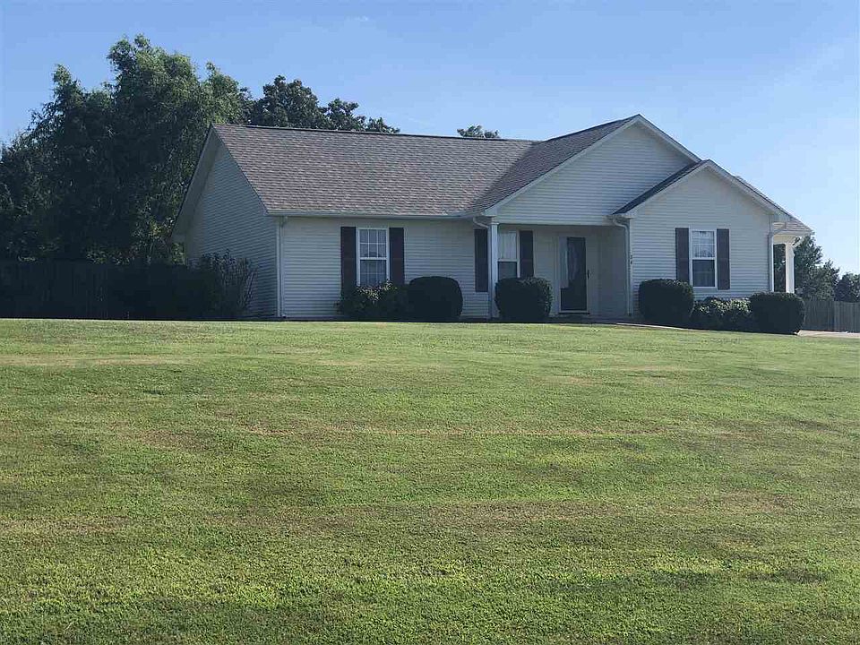 1st image of 84 Aaron Dr