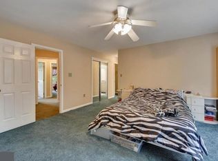 7300 Deer Lake Ln, Rockville, MD 20855