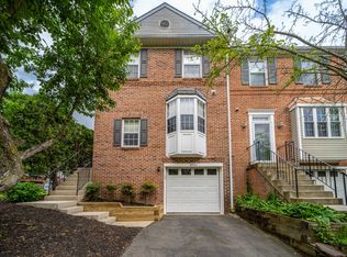 8501 Blue Bird Woods Ct, Lorton, VA 22079