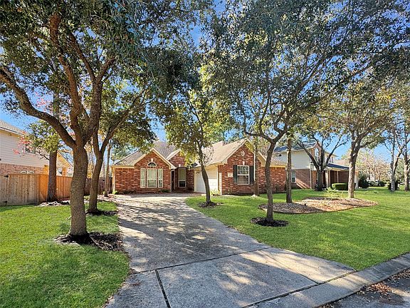 2nd image of 62 N Abram Cir