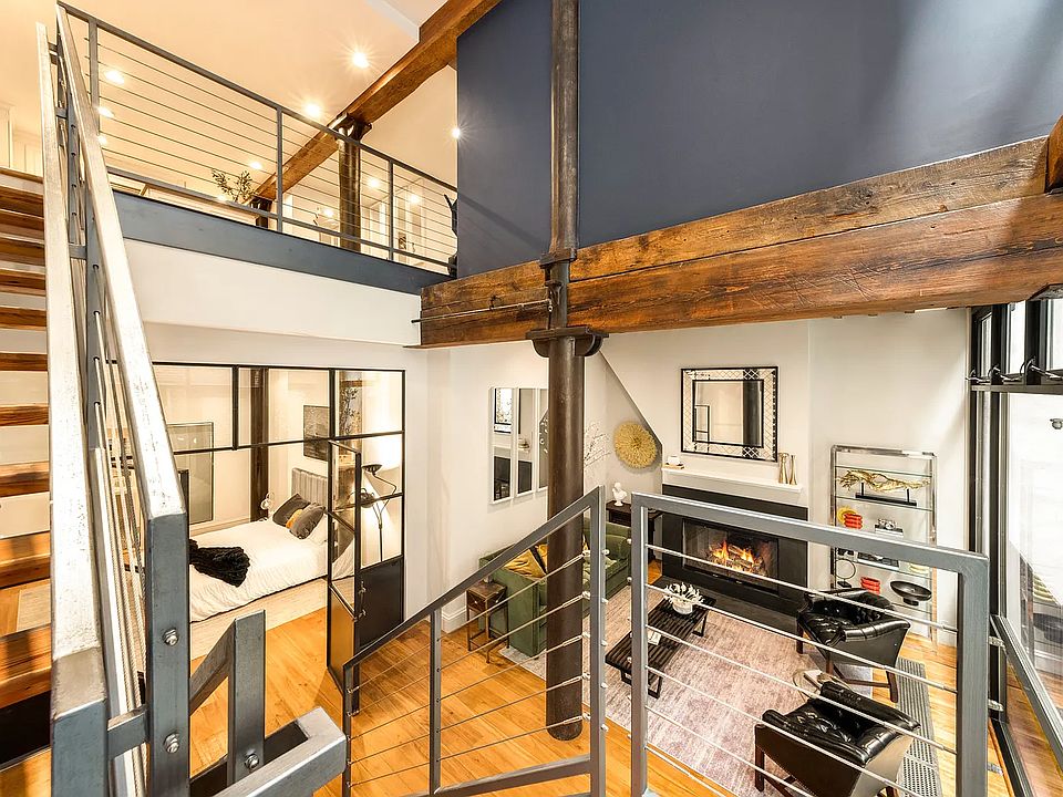 1st image of 61 N Moore St APT 1E