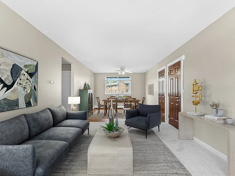 Rose Hill Apartments — Photo 1