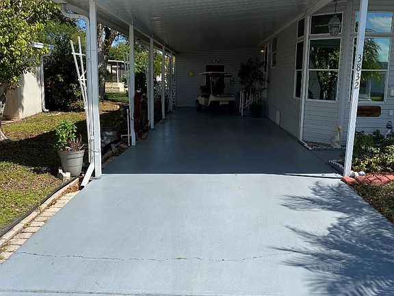 3rd image of 3832 Rhine St