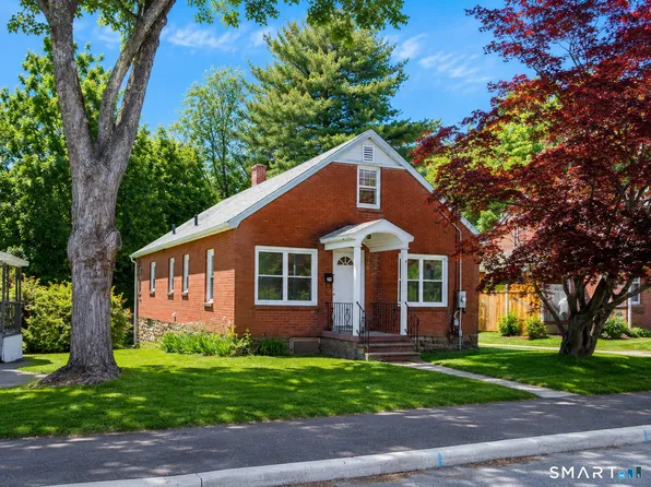57 Pine St, Torrington, CT 06790