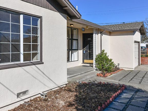 5th image of 40 Averye Way