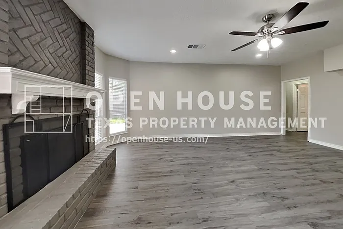 12127 Rocky Lake Dr — Photo 5