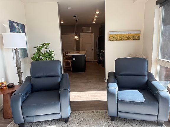 4th image of 300 Main Ave #611