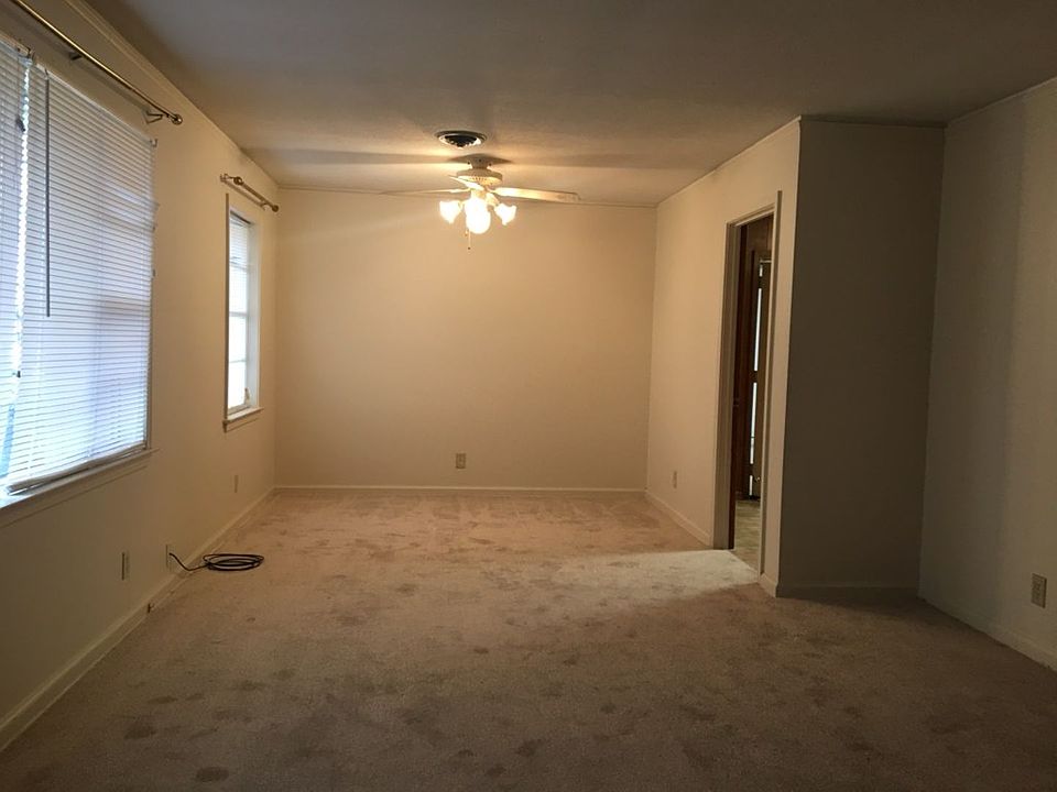 2nd image of 3621 Quenby Dr