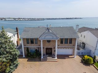 3067 Shore Dr, Merrick, NY 11566