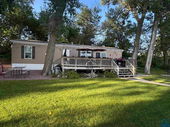 46577 Missouri St #1, Burbank, SD 57010