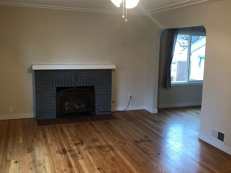 3917 W Hoffman Ave — Photo 3