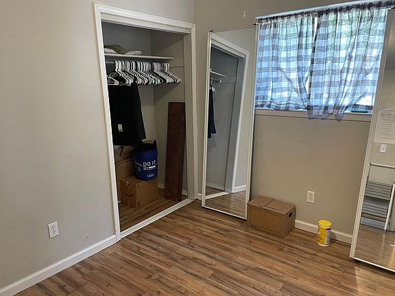 5th image of 505 Fruit Ave NE #1