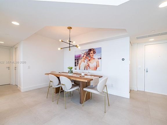 5th image of 21205 Yacht Club Dr APT 3107