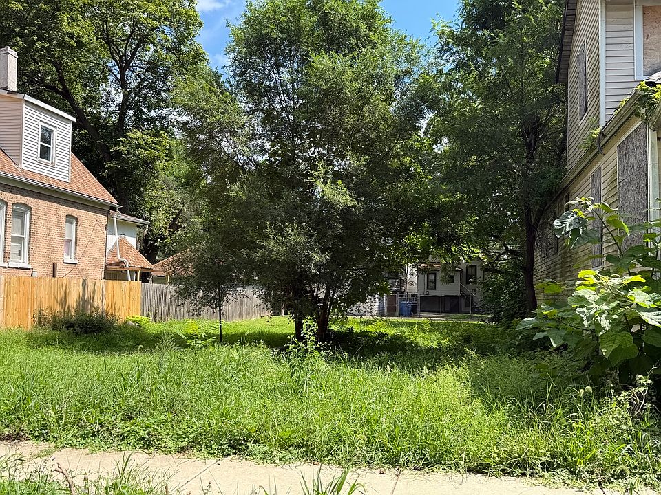 1st image of 8015 S Manistee Ave