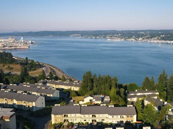 1700 W Sunn Fjord Lane #L204, Bremerton, WA 98312