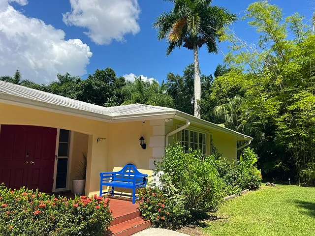 4 bed, 2439 sqft, $5,200 — Photo 1