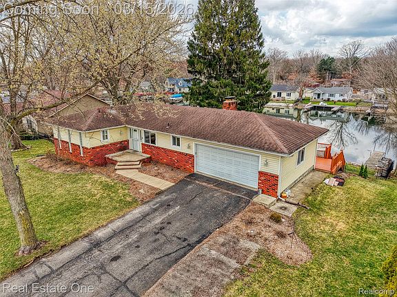 2nd image of 10846 Colony Rd