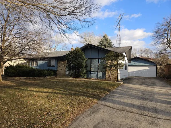 10431 West Sylvia STREET, Milwaukee, WI 53224