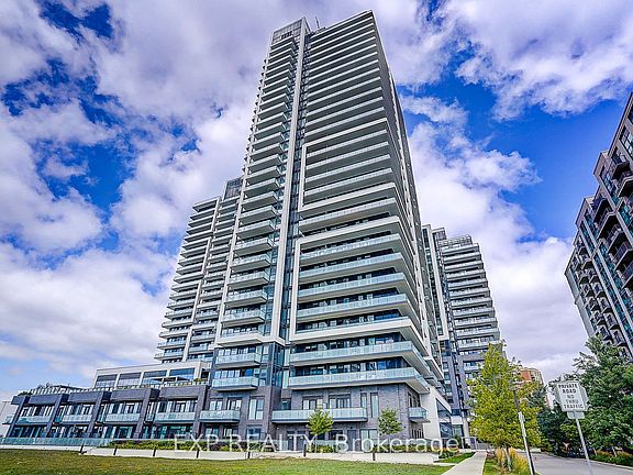 2nd image of 105 Oneida Cres #1811