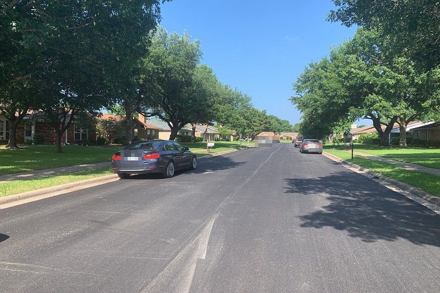 2nd image of 2433 Emerson Dr