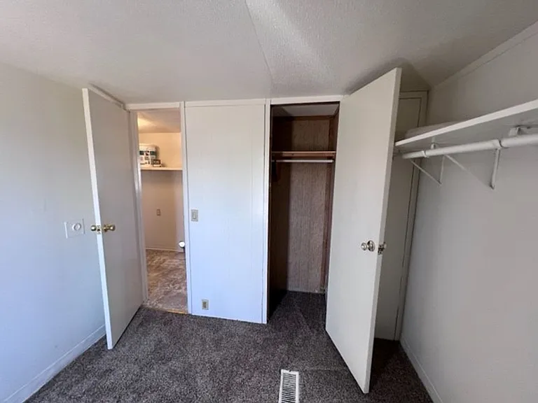 2102 Hermosa Dr — Photo 14
