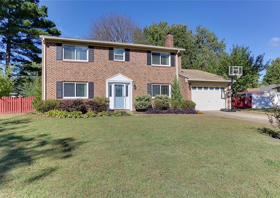 1st image of 1809 Randall Ct