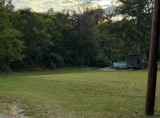 Cambridge Rd, Walland, TN 37886