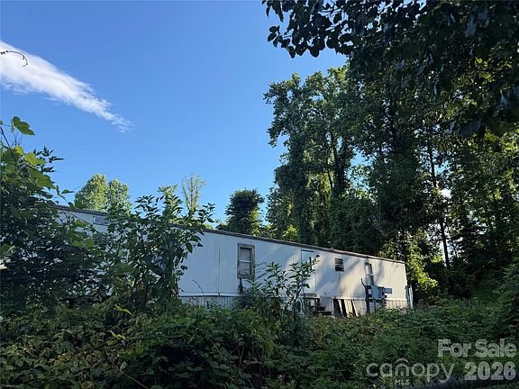 3rd image of 171 Ridley St