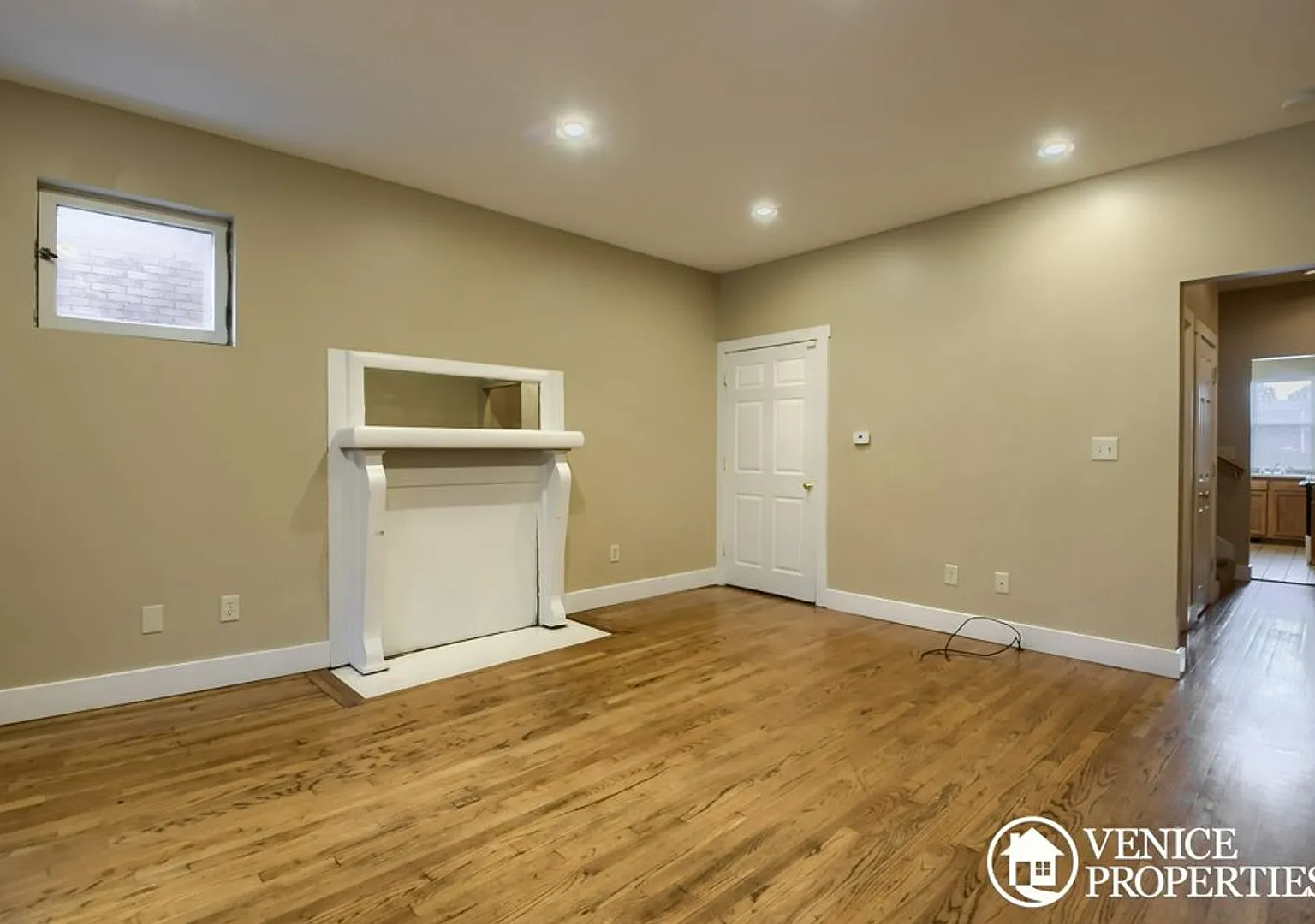 4 Bedroom on OSU Campus — Photo 2