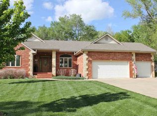 330 Meadow Rd, El Dorado, KS 67042