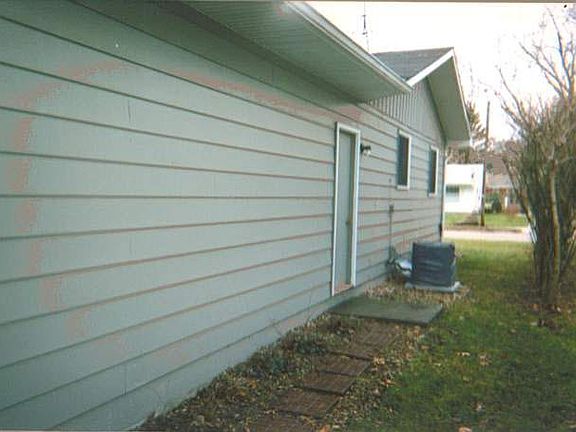 5th image of 1228 Romain Ave