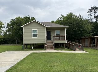 4336 6th Ave, Port Arthur, TX 77642