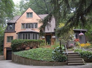 1841 Cambridge Rd, Ann Arbor, MI 48104