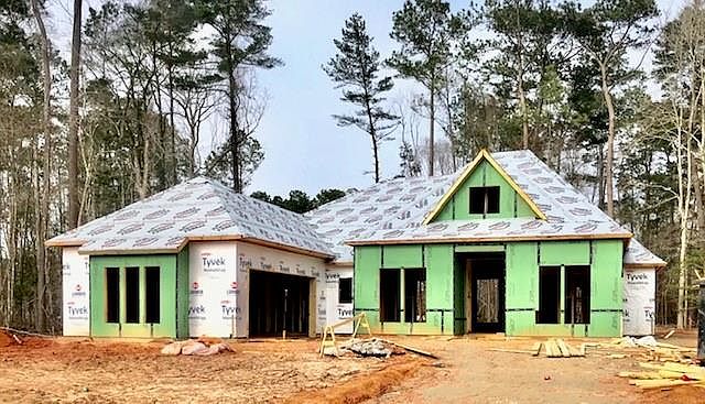 1st image of 716 Elise Ln