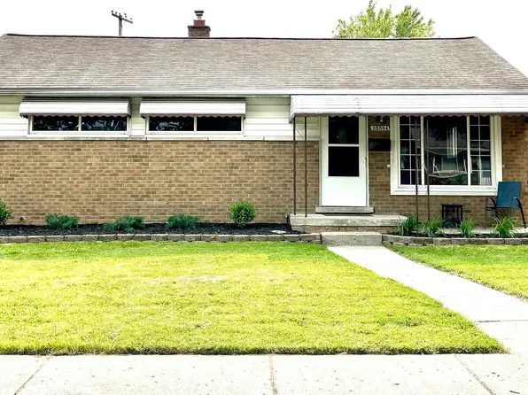 25584 Collingwood St, Roseville, MI 48066