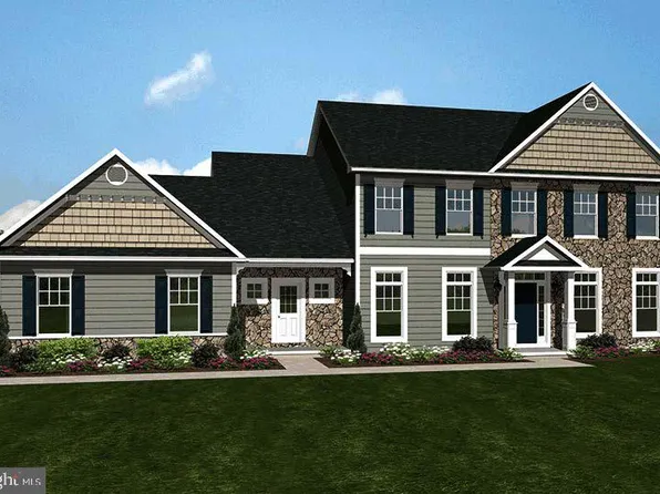 210 E Stewart Ct, Marysville, PA 17053